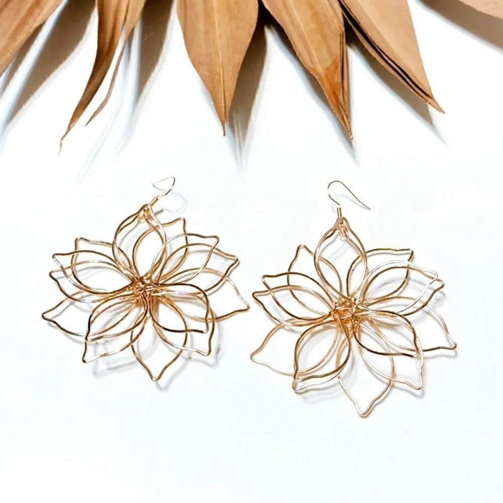 flower twist earrings  #118